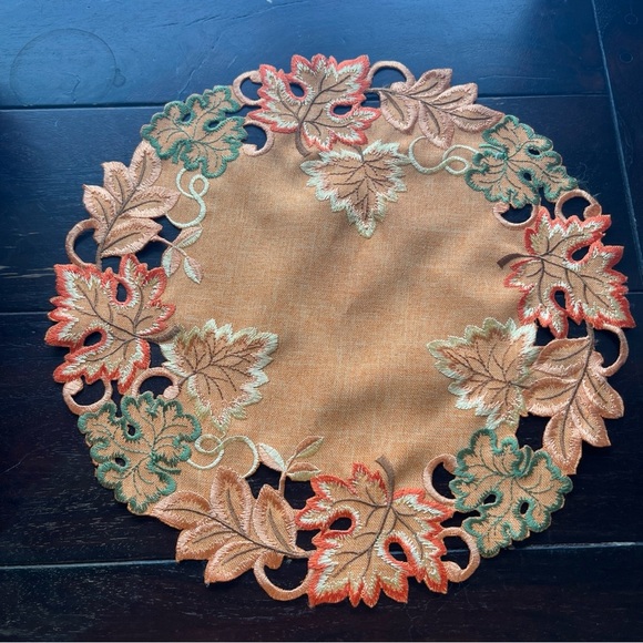 Seasonal Placemat Set Of 6 ~Hearts, Shamrocks, Flowers, Leaves, Poinsettias - Picture 12 of 15